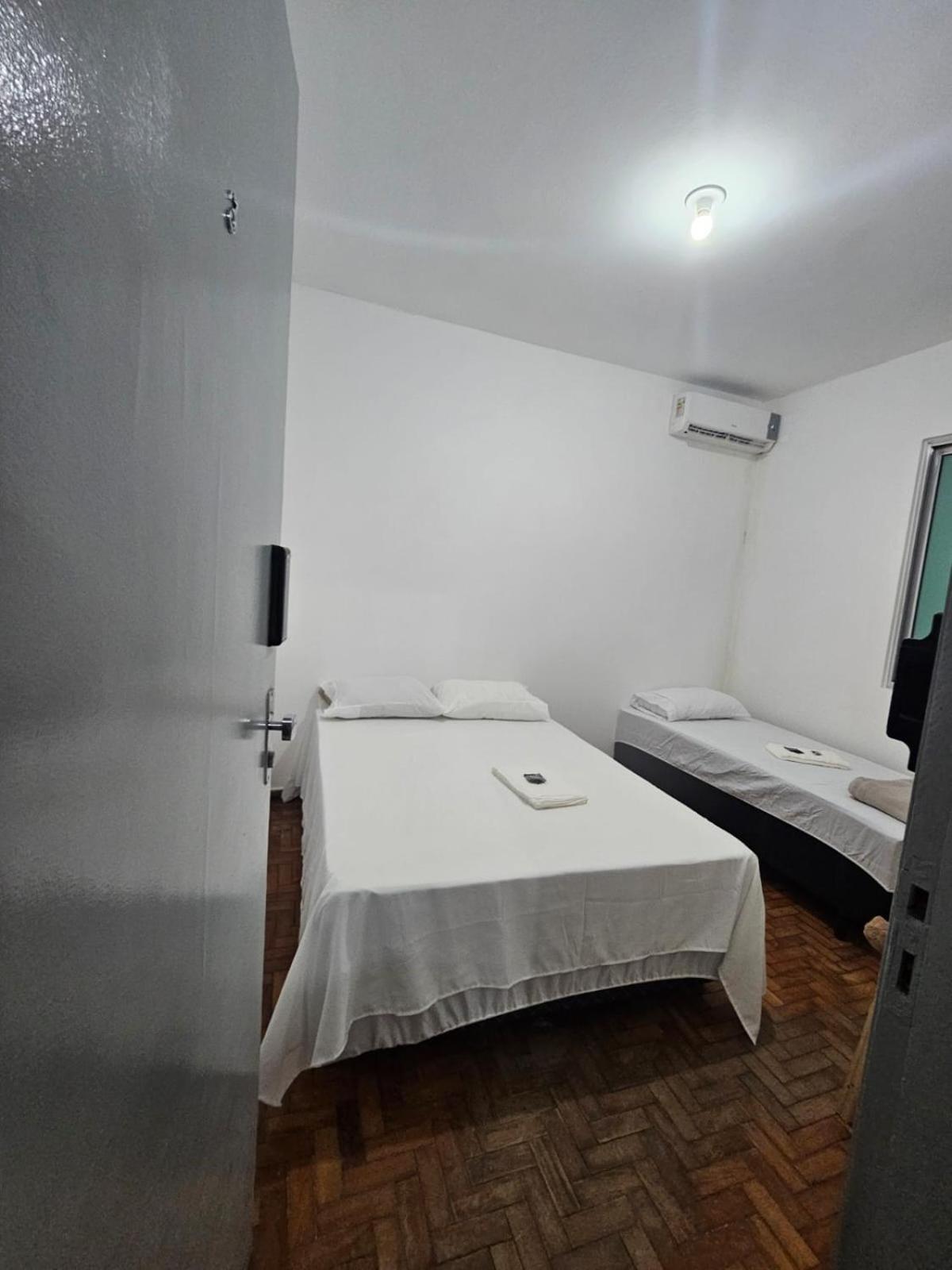 Cig Hostel Гояния Экстерьер фото